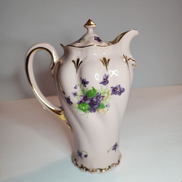 Leneige Vintage Pink and Gold Porcelean Tea Set With Purple Violets - Picture 2 of 16